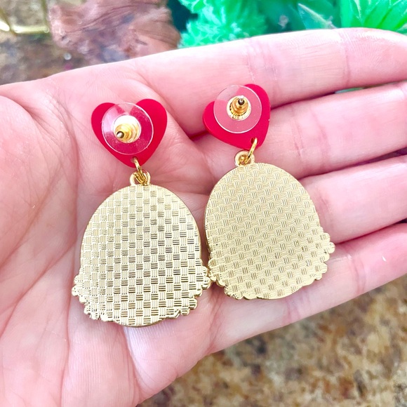 Pippi Dangle Earrings - Picture 7 of 7